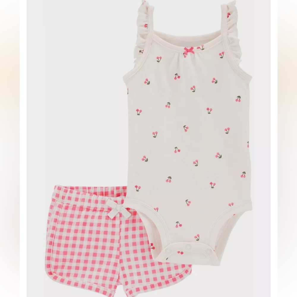 NWT Carter’s Bodysuit & Shorts Set